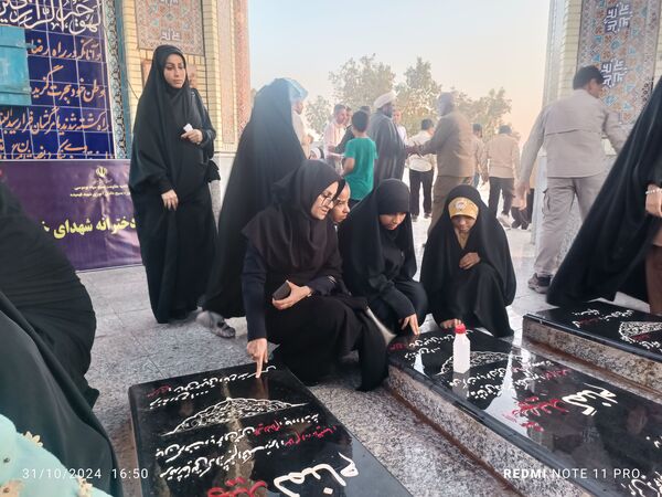 برگزاری مراسم غبارروبی گلزار شهدای بوموسی 
