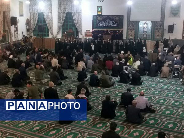 جشن ولادت حضرت فاطمه زهرا (س) در مسجد امام حسین (ع)