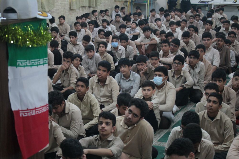 برگزاری کارگاه آموزشی راهنمای و رانندگی در مدرسه شاهد بندرعباس