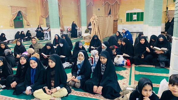 عطر قرآن در مسجد امام علی(ع) پیچید