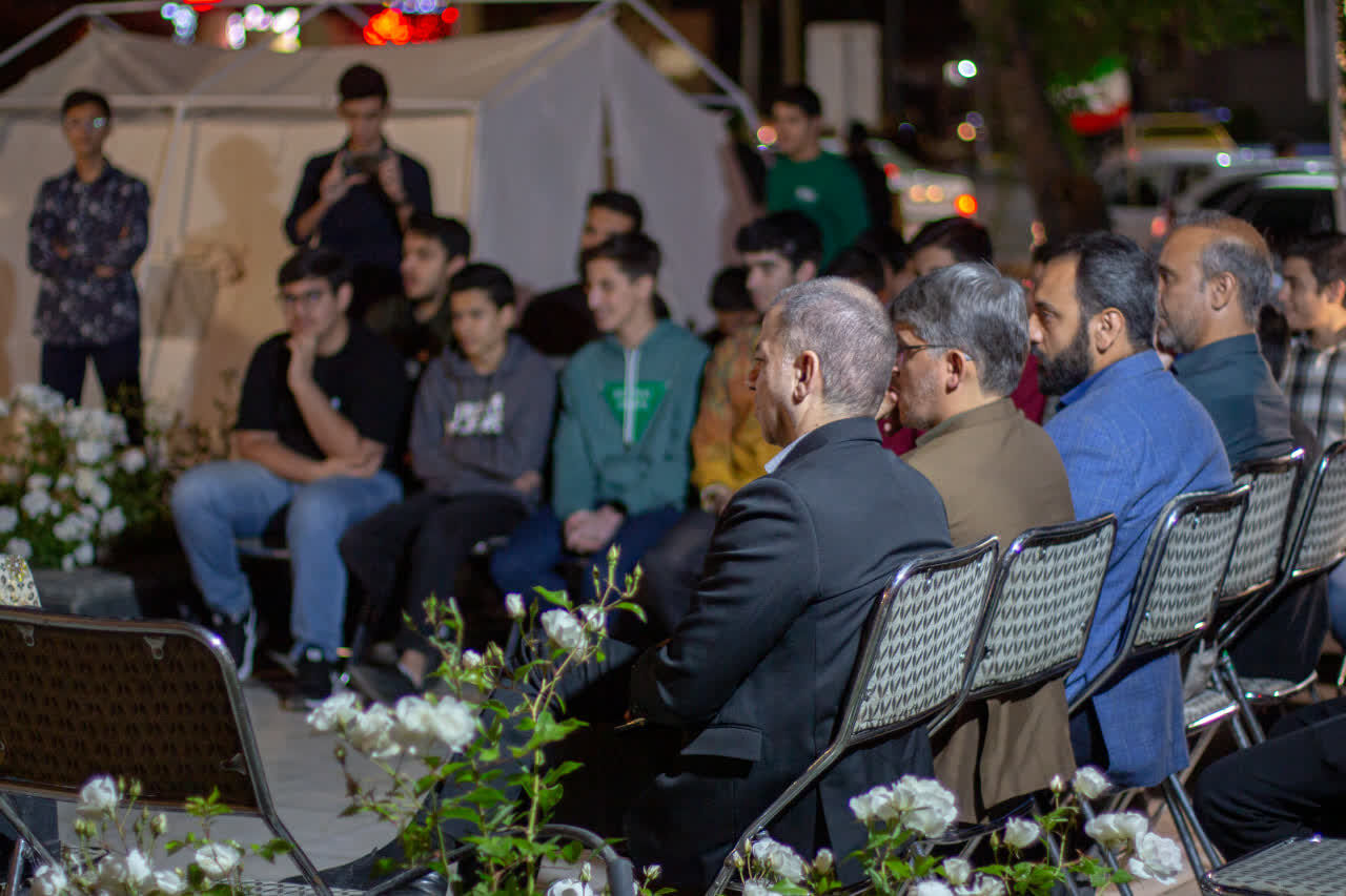پاسخ به شبهات جنگ رمضان و مذاکرات در میزگرد «دریچه»