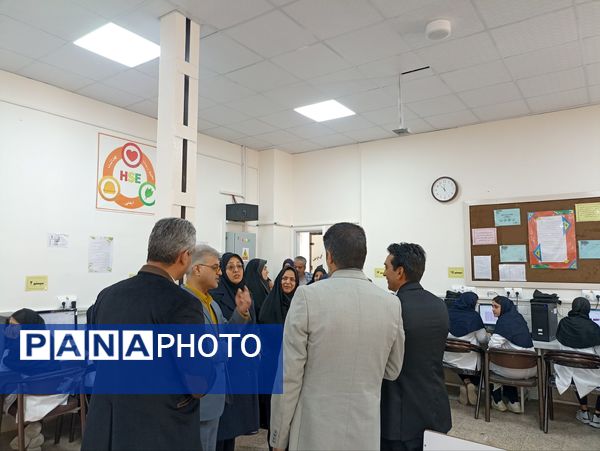 بازدید کارشناسان فحک از هنرستان فلسطین