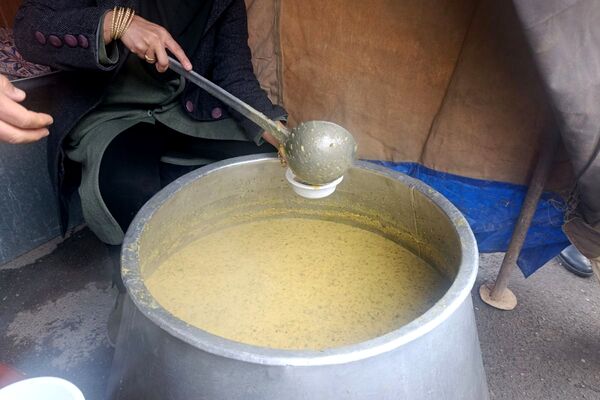 برپایی ایستگاه کوچ به مناسب سالگرد پیروزی اقلاب اسلامی ایران