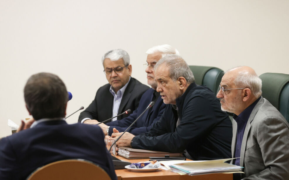 تاکید رئیس‌جمهور ‌بر تقویت انسجام ملی‌/‌ ثبت ملی آیین تشییع رهبر شهید در فهرست میراث فرهنگی ناملموس