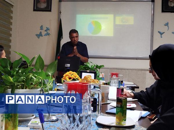 بحران آب مشهد زیر ذره‌بین رسانه‌ها و کارشناسان در فرهنگسرای محیط زیست