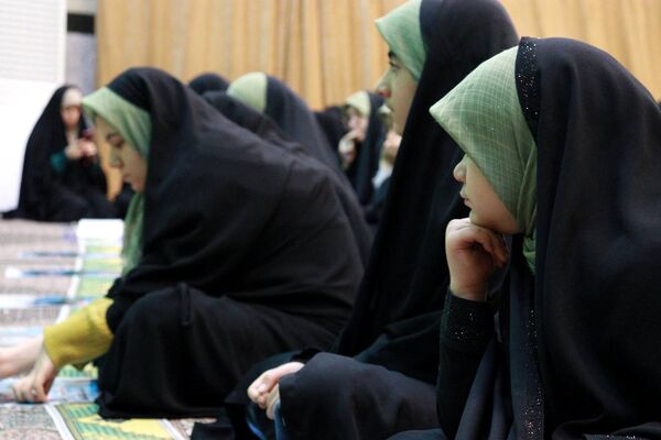 مراسم اعتکاف در مسجد ابوذر منطقه ۱۴ تهران 