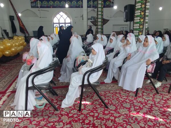 جشن تکلیف دختران کلاس سوم در روستای سعدالدین شهرستان خلیل آباد