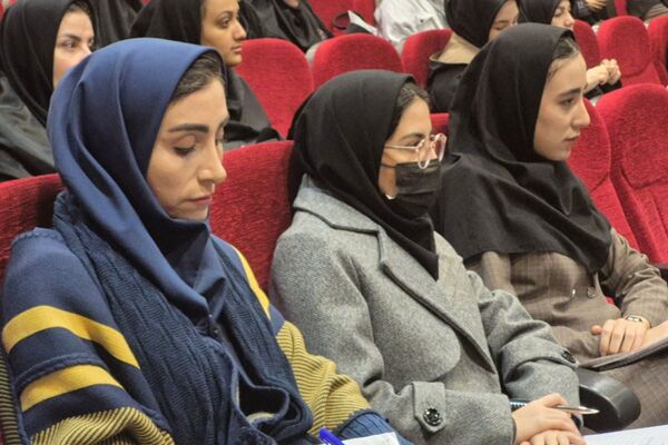 کارگاه سلامت روان مدارس ابتدایی در بهارستان ۲