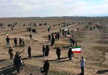 درختکاری به یاد رهبر شهید انقلاب در روستای نواران قم
