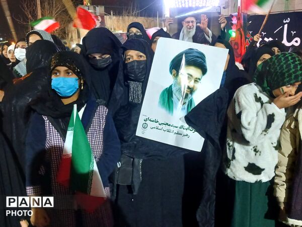 حضور گسترده مردم انقلابی در خیابان‌های گالیکش