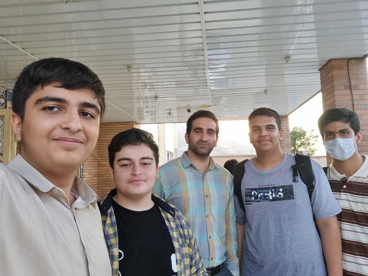 خداحافظی با خاطرات شیرین و گام نهادن در مسیری تازه