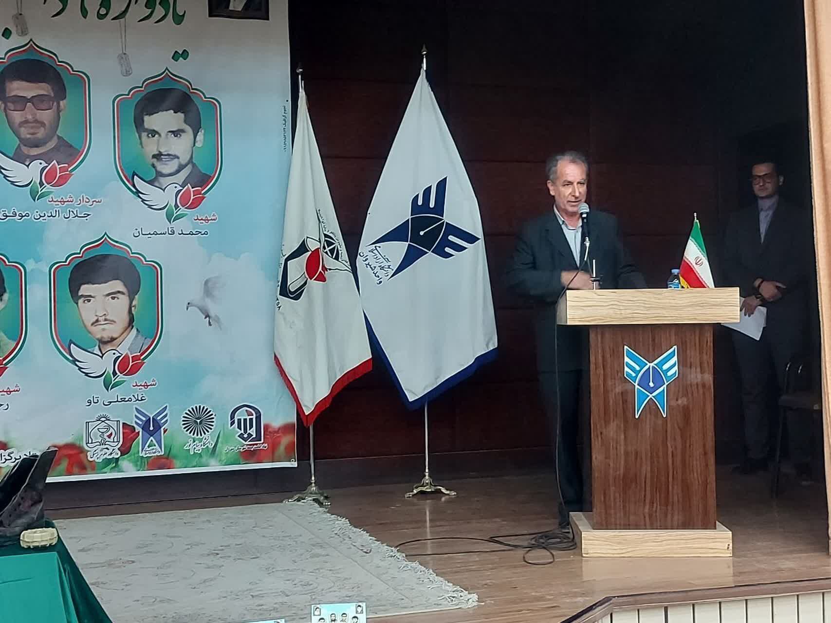برگزاری چهارمین یادواره ۹ دانشجوی شهید شهرستان شیروان