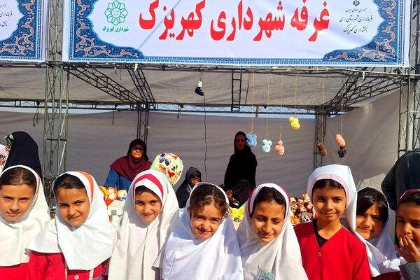جشنواره فرهنگی و بومی محلی و نمایشگاه دستاوردهای روستائیان بخش کهریزک 