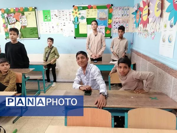 اعزام دانش‌‌آموزان سندرک به مسابقات استانی قرآن، عترت و نماز