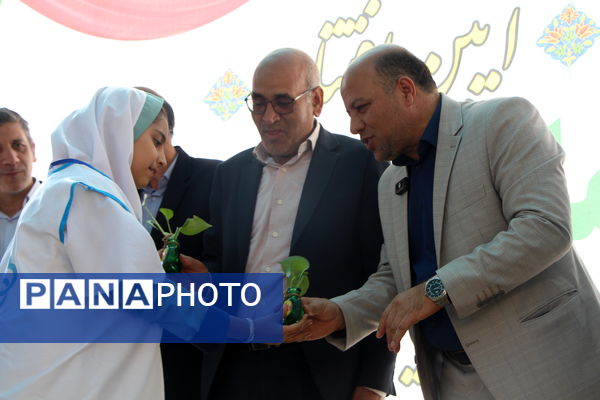 افتتاحیه سفیران سلامت در دبستان نیک اندیشان