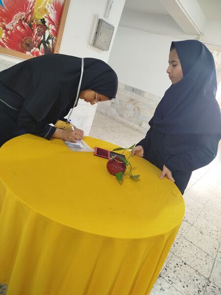 پانتخابات انجمن ورزشی در مدرسه حضرت سکینه (س)