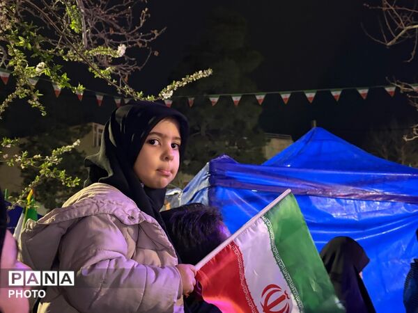 تجمع باشکوه مردم کرج برای مبارزه با دشمن آمریکا صهیونی