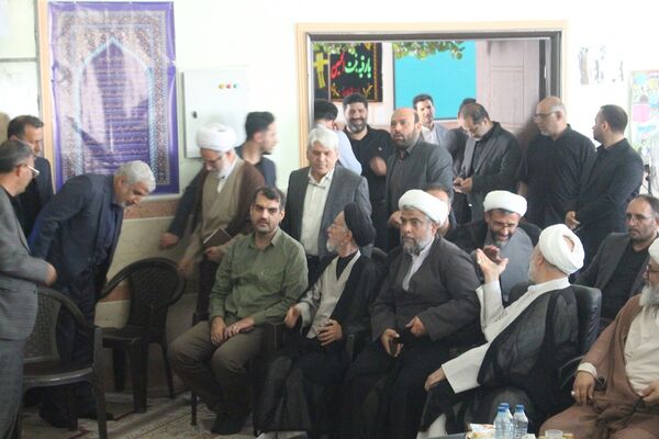 آیین کلنگ زنی احداث سه واحد آموزشی در قم