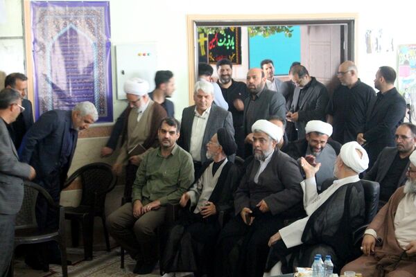 آیین کلنگ زنی احداث سه واحد آموزشی در قم