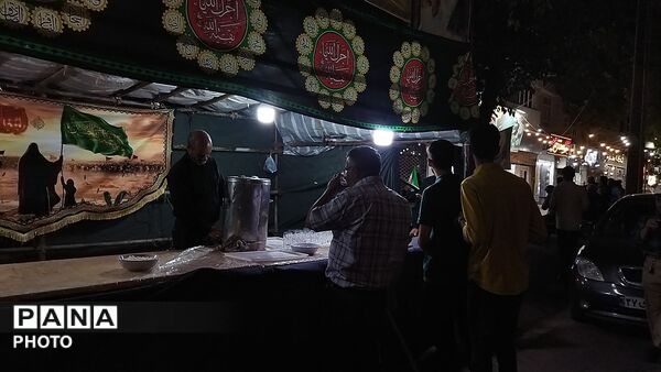 موکب سلسله الذهب  در شب صد و بیست و ششم