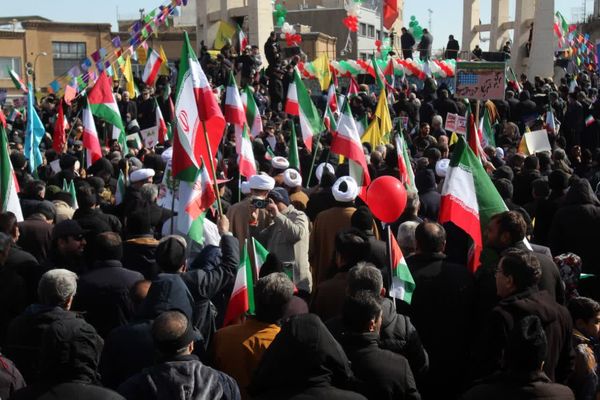 یک زنجان متحد در روز ۲۲بهمن 