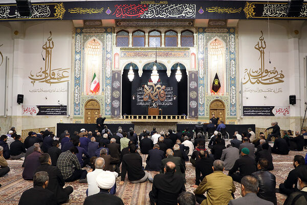 حرم کریمه اهل بیت در  شام شهادت حضرت زهرا(س)