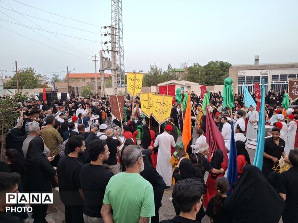 حرکت نمادین کاروان اسرای کربلا در شهر آوه