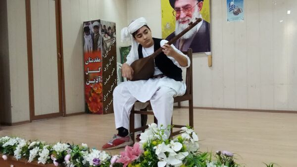 هنرنمایی دانش‌آموزان نوازنده در دیار شیخ جام