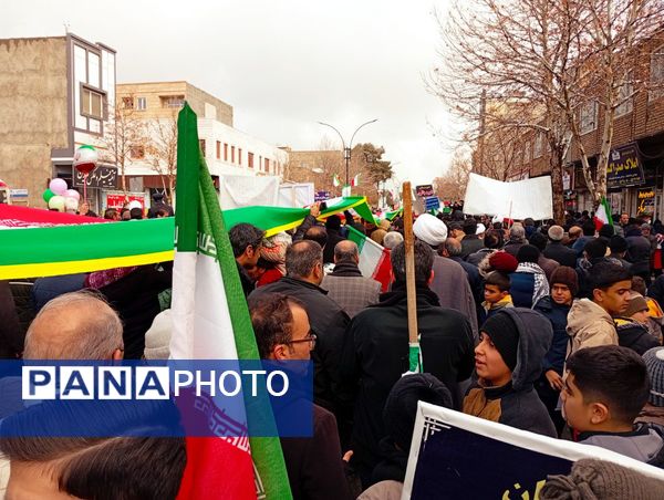 حماسه حضور مردم کاشمر در ۲۲ بهمن از قاب پانا