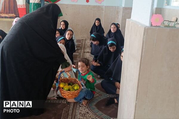نخستین چهارشنبه امام‌رضایی با حضور خادمان آستان قدس
