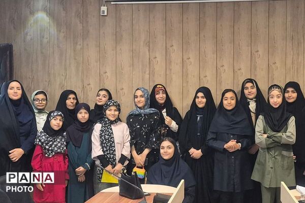 کارگاه فن بیان و اجرا در بهارستان دو