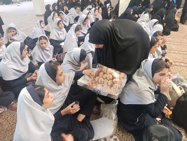 اردوی عملی آموزش آمادگی دفاعی مرحله دوم مدارس دخترانه متوسطه اول پایه نهم فلاورجان 