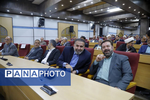 جلسه شورای اداری استان قم با حضور رئیس جمهوری