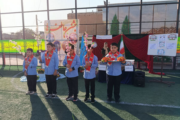 مهر را در جشن عاطفه‌ها غرق مهربانی کردند