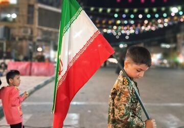  مردم رباط‌ کریم در کنار وطن
