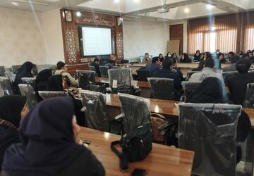 جلسه توجیهی مسابقات فرهنگی و هنری مدارس شهرستان بروجن