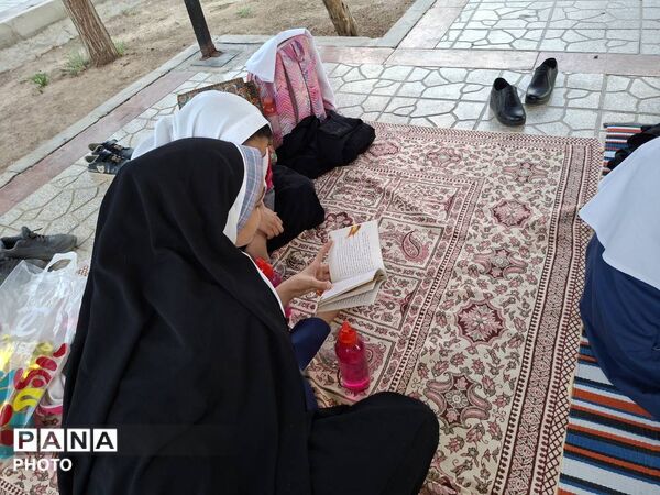 جشن پایان تحصیلی دانش‌آموزان ششم مدرسه شاهد پوررضایی