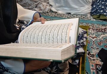 حضور دانش آموزان در نماز مسجد آلونی 