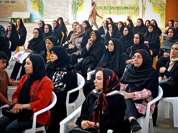 اولین جلسه انجمن اولیا و مربیان دبیرستان میثاق