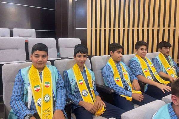 تجلیل از مربیان و دانش‌آموزان برتر شهرستان جم