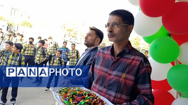 شروع سال تحصیلی در دبیرستان متوسطه اول عبدالحسین قفلی