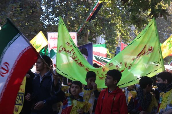 خروش دانش‌آموزان گرگانی در روز حماسه و بصیرت