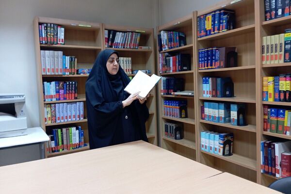 کتابخانه جوادالائمه میزبان دانش‌آموزان مدرسه دانش‌نیا شد