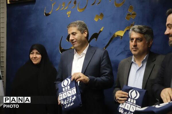 تقدیر از خبرنگاران برگزیده پانا در پایتخت