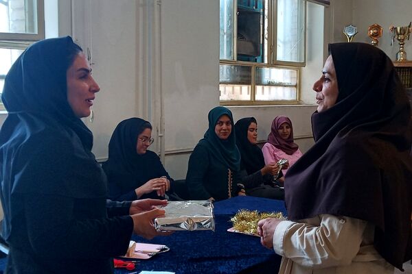 گرامیداشت هفته تربیت‌بدنی در دبیرستان شهدای محراب شهرستان قرچک 