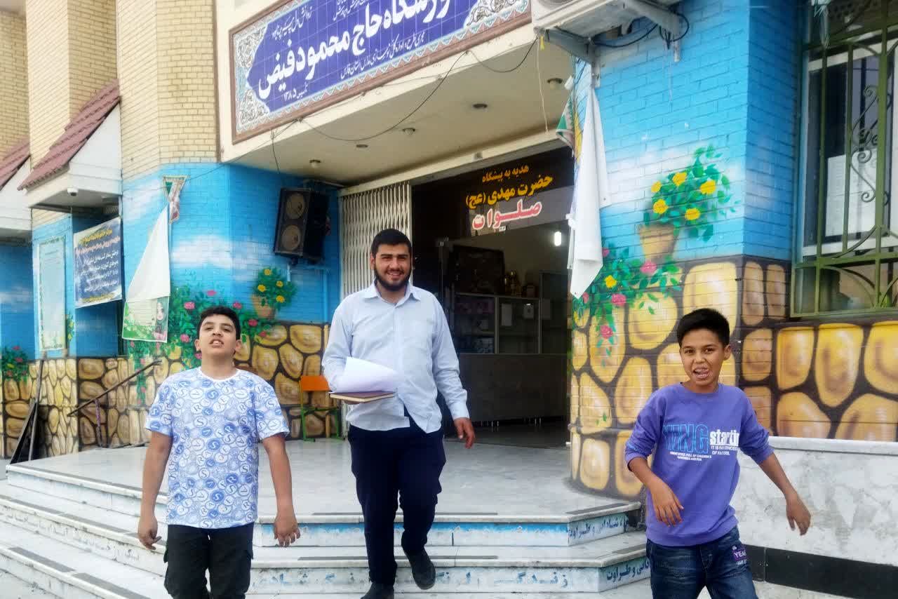 بازدید گروه جهادی از مدارس کم برخوردار ناحیه ۴ شیراز در جهت تحقق عدالت آموزشی 