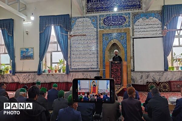 اقامه نماز جمعه در آخرین هفته  ماه مبارک رمضان در شهر بار نیشابور