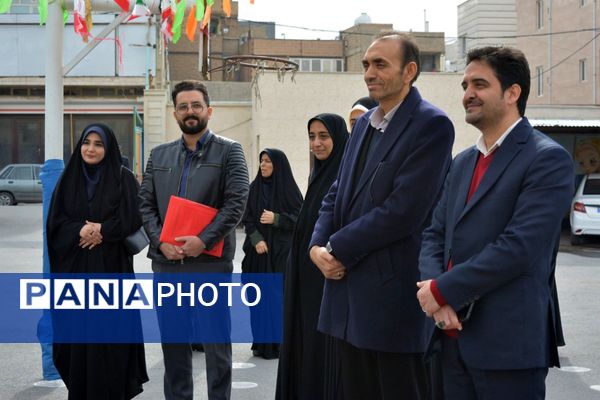 افتتاحیه طرح  «ایرانمون» در مدرسه شهدای گمنام بهارستان‌دو