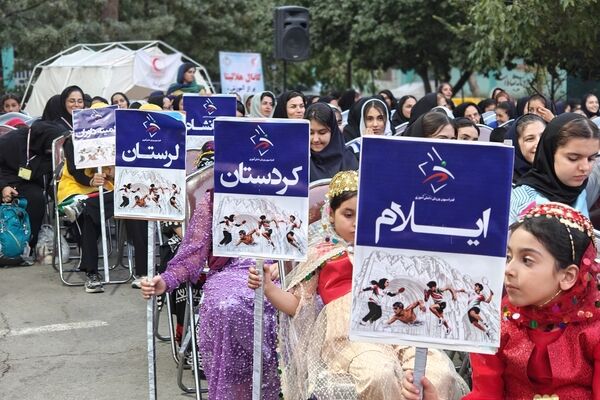 آیین افتتاحیه سی و پنجمین دوره مسابقات ورزشی دانش آموزان دختر کشور در کرمانشاه 