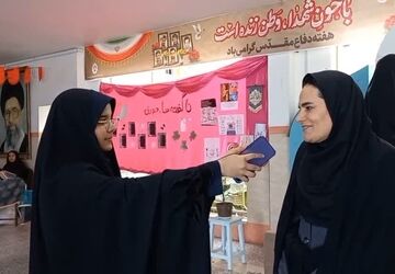 آشنایی عملی با تاریخ و ارزش‌های انقلاب، هدف اصلی نمایشگاه «مدرسه انقلاب» است